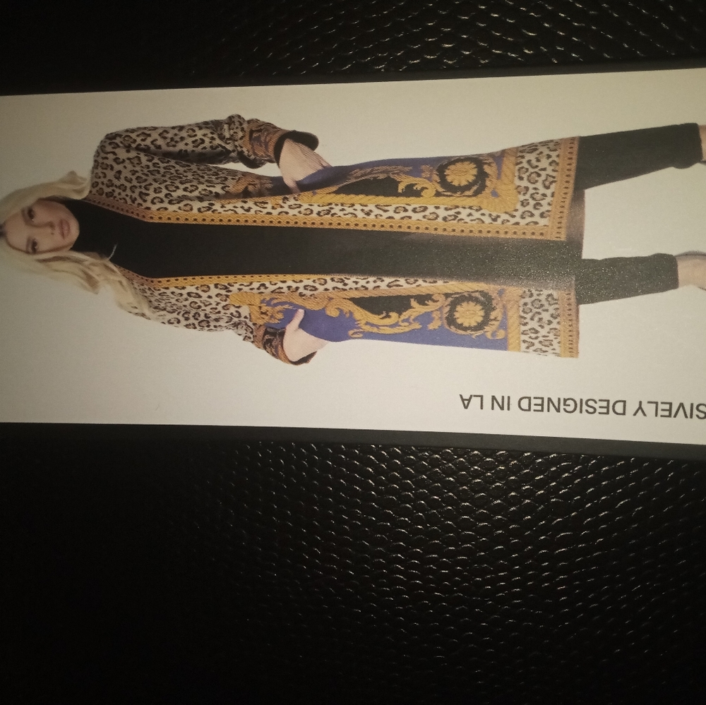 NWT LONG CARDIGAN/SWEATER MEDIUM